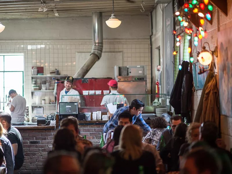 Photo extract of Roberta's Pizza's Restaurant